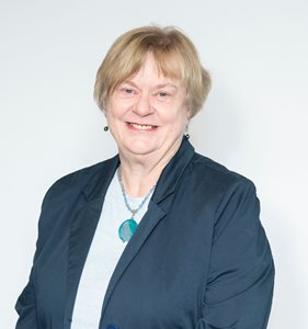 Dr Mandy Paterson